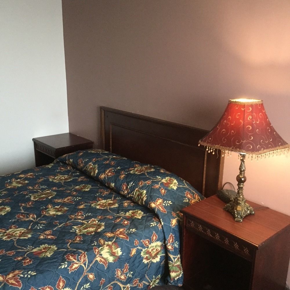 ברמפטון White Knight Motel מראה חיצוני תמונה