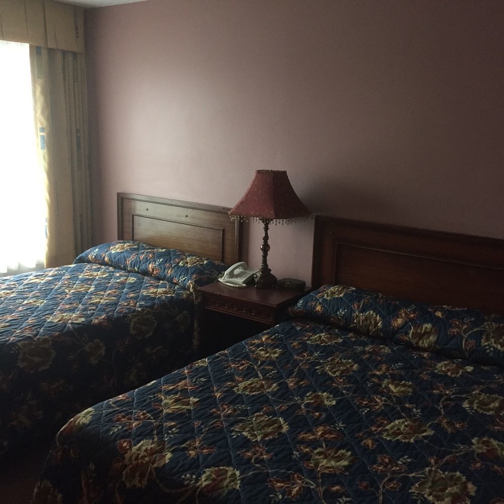 ברמפטון White Knight Motel מראה חיצוני תמונה