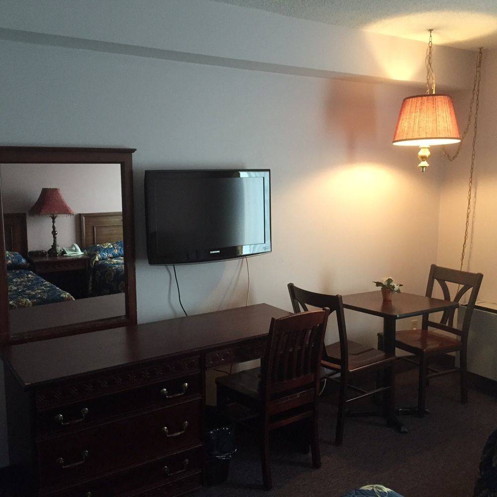 ברמפטון White Knight Motel מראה חיצוני תמונה